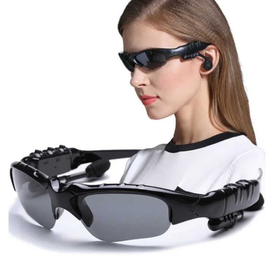 BTglasses portées par une femme